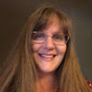 Meet your Posher, Cynthia